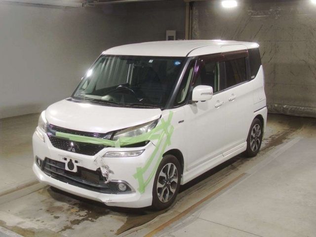 7227 MITSUBISHI DELICA D2 2017 г. (TAA Kinki)